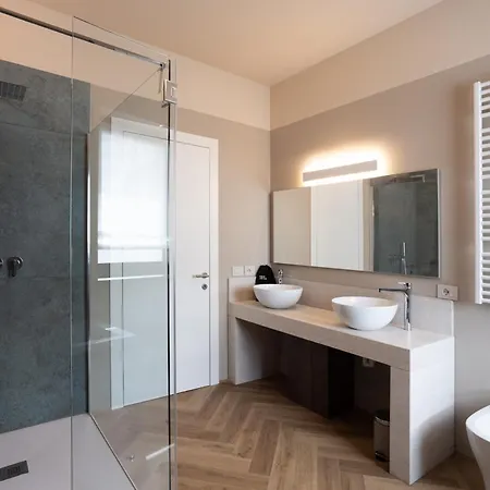 Arianna Longevity Guest house