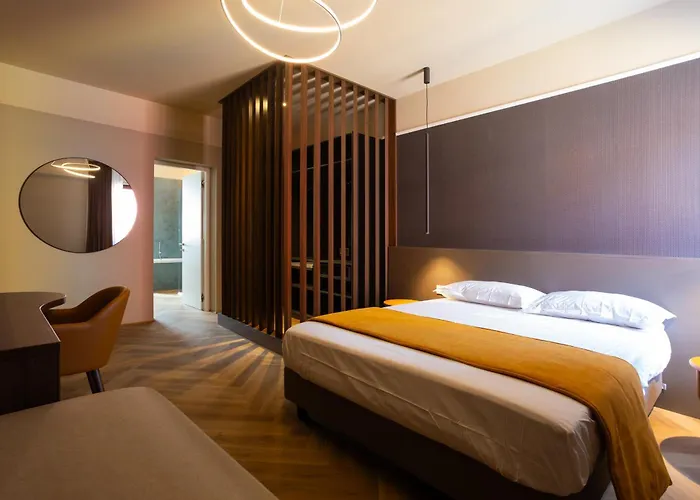 Pensión Arianna Longevity 3*